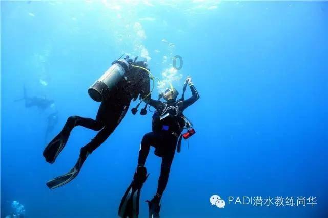 蛋糕好吃不一定要用烤箱，试试这样做，省时省力，比戚风还好吃