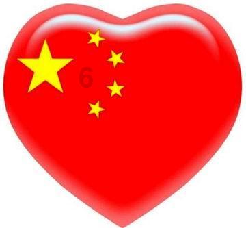 在高速路上，前车突然急刹车，然后我跟的很近，开的很快，此时已经来不及刹车和变道了，现在该怎么办？游戏画面