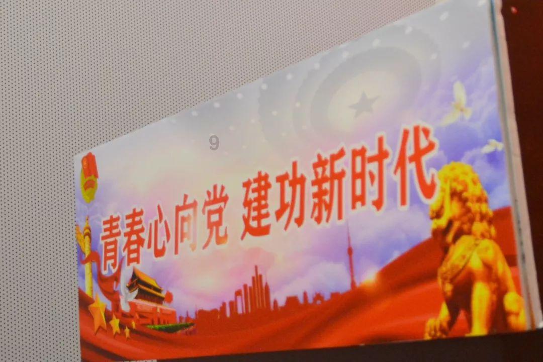 如何加强羽毛球的力量训练呢？游戏画面